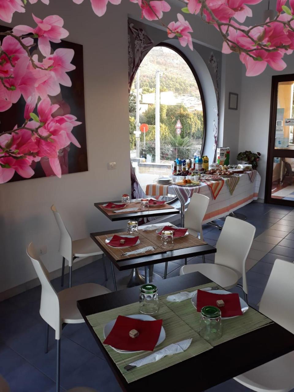 B&B Il Mandorlo 취아카 외부 사진